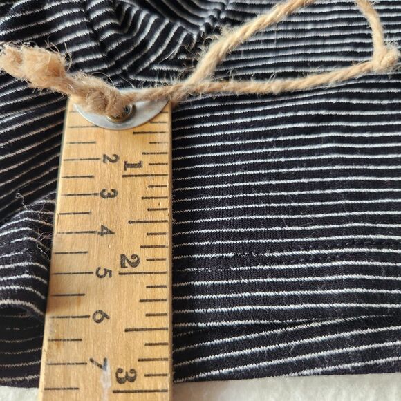 Daily Ritual Women’s Romper XL Black White Striped Sleeveless Elastic Waist - Picture 7 of 10